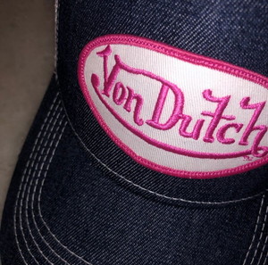Καπέλο Von Dutch Y2K Τζιν Και Φούξια Σαν Καινούριο