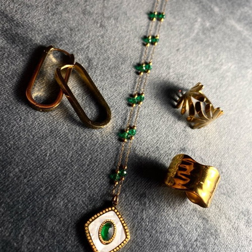 Handmade jewelry new from stainless steel and semi-precious stones