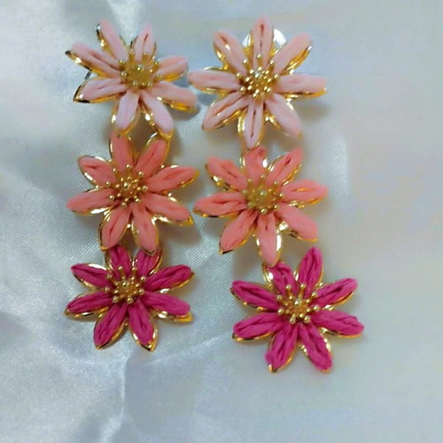 Earrings new with colorful fabric flowers in pink shades