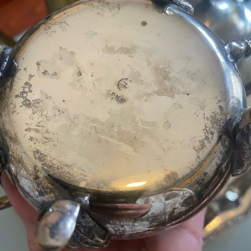 Vintage silver-plated serving set like new with tray