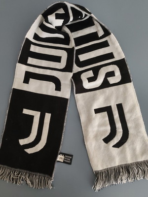 Juventus FC official scarf with authenticity hologram