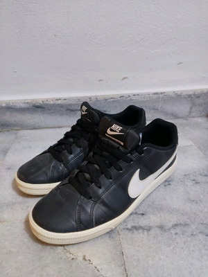 Nike sneakers used, black, size 40