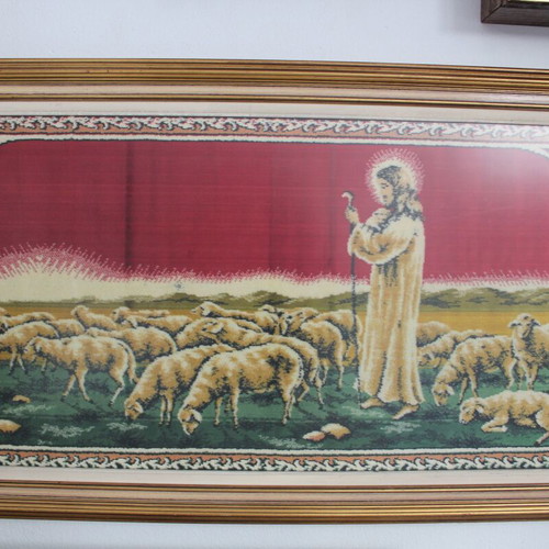 Silk prayer rug like new with Jesus Christ theme and frame