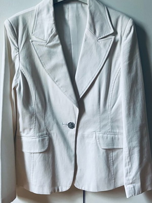White jacket size M/L like new, cotton gabardine
