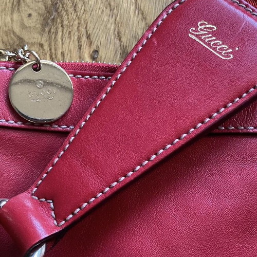 Gucci shoulder bag red like new