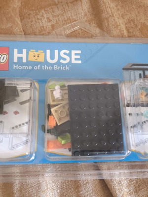 LEGO Pick a Model Fish Tank set