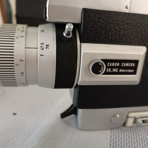 Canon Zoom 518 Super 8mm film camera used with leather case and extra lens