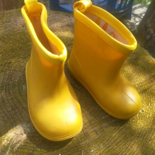Yellow shoes used for decorative purposes