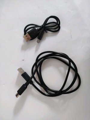 USB-C cables like new, 1 meter and 0.5 meter, 2 pieces