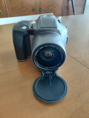 Olympus IS200 camera like new with built-in lens and case