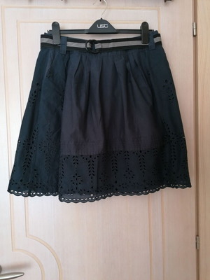 Max & Co skirt L, new, cotton with cutwork details