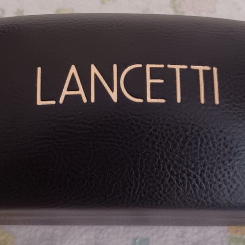 Pilgrim sunglasses like new with Lancetti cloth and case