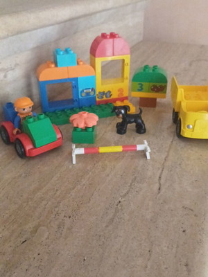 Lego Duplo 6071234 set used, 31 pieces with storage box