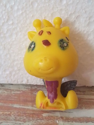 Φιγούρα καμηλοπάρδαλη Hatchimals σαν καινούργιο, ύψος 6 εκ.