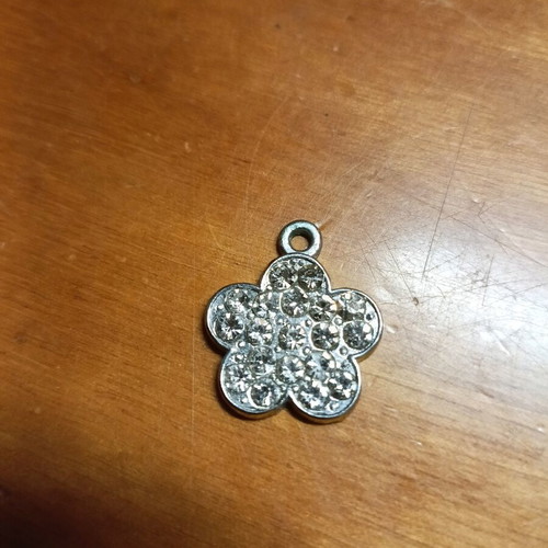 Charms pack of 5 like new for bracelet