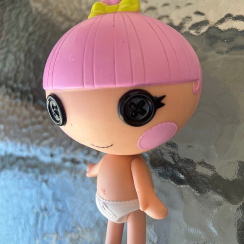Lalaloopsy doll used in very good condition