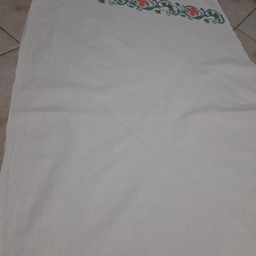 Handwoven towel like new, cotton with floral design and fringes