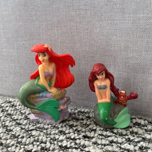 Disney figures set like new, pack of 17 authentic
