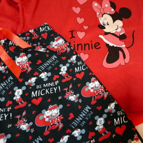 Minnie women's cotton pajamas new, size L, black and red