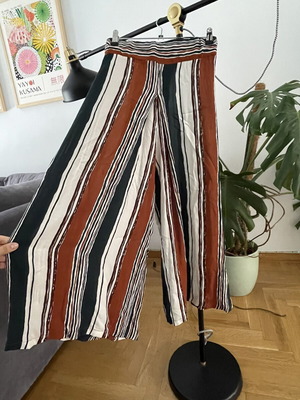 Anel striped zip culottes with elastic waist, like new, colorful