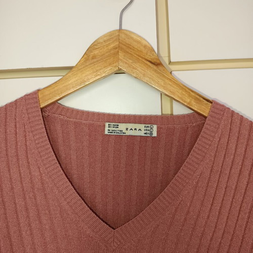 Zara pink ribbed long-sleeve sweater used, slim fit