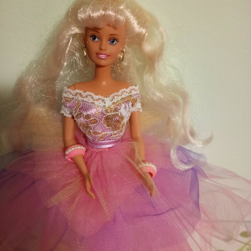 Sindy Sweet Secrets doll used, Hasbro 1992