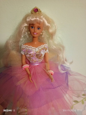 Sindy Sweet Secrets doll used, Hasbro 1992