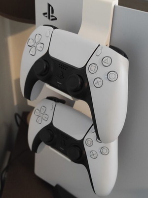 PS5 Controller Holder Clip for 2 DualSense Controllers