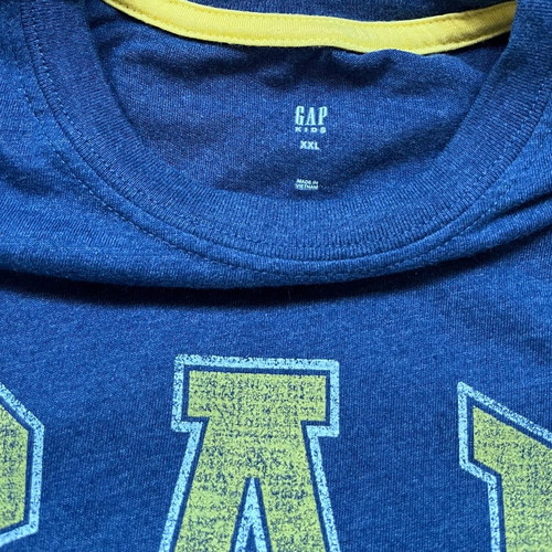 GAP boys' t-shirt XXL like new, blue