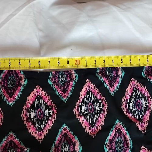 Primark strapless bikini like new, black with multicolor design