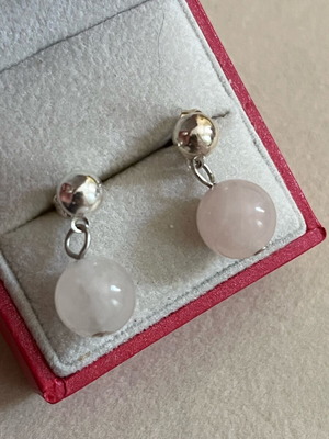 Earrings like new