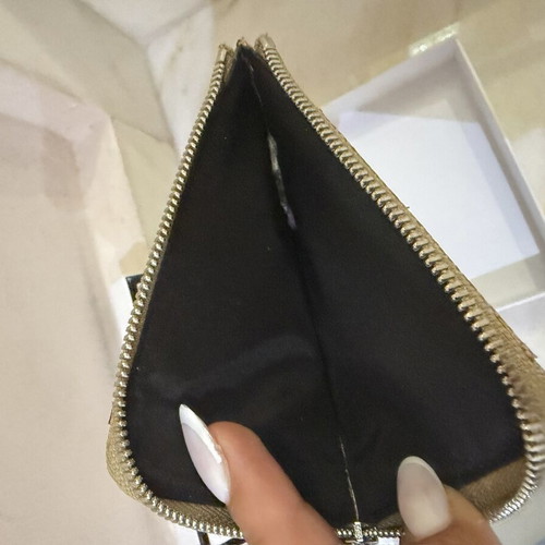 Guess cardholder like new, beige and brown
