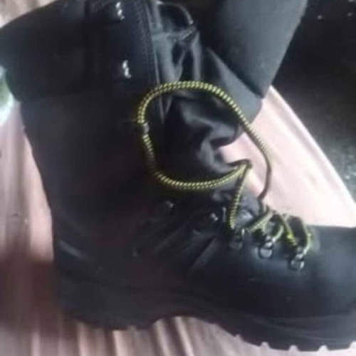 Black Boots size 44 new, unworn