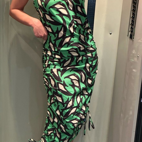 Love+Alicia dress new with tags, size M, black and green