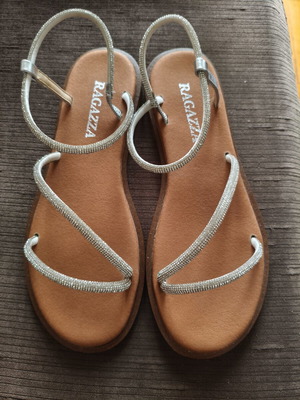 Ragazza women's sandals with rhinestones size 40 new, silver