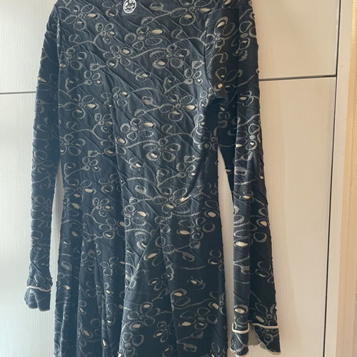 Dress like new, beautiful design