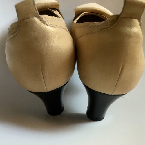 Fratelli Karida women's leather pumps like new, beige, size 36