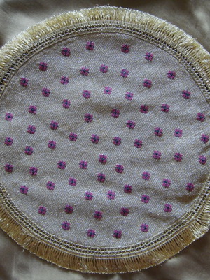 Vintage embroidered round table linen like new with gold thread