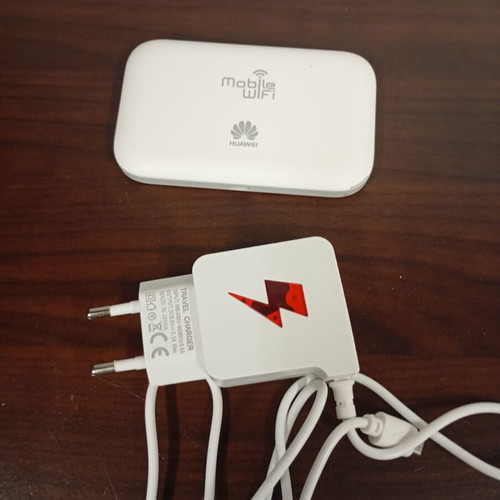 Huawei mobile WiFi 4G router