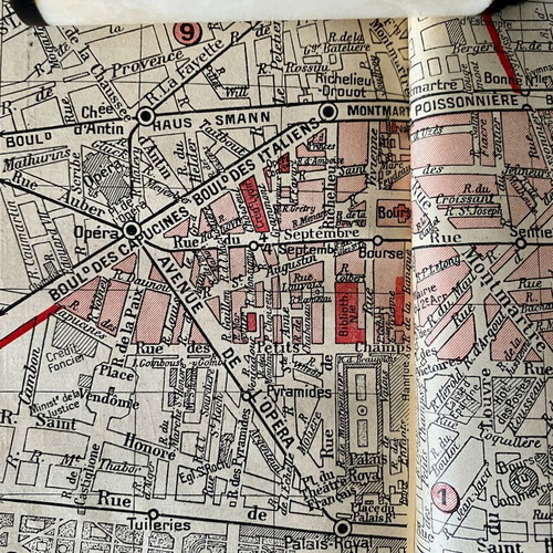Old collectible Paris travel guide 1946 used, French