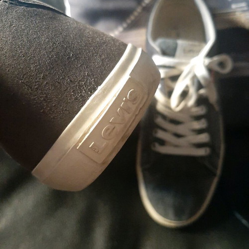 Levi's athletic shoes size 41 like new, black denim