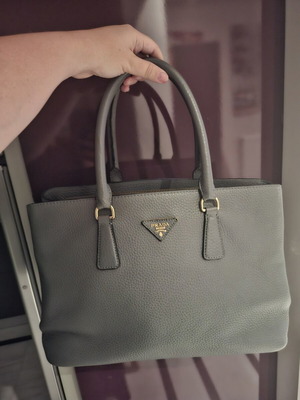 Leather handbag, large with many pockets, grey