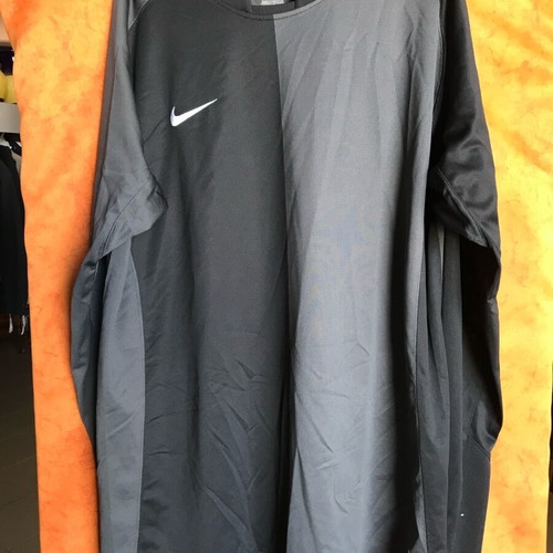 Branded men's shirt new, size XL