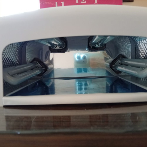 UV lamp for manicure like new