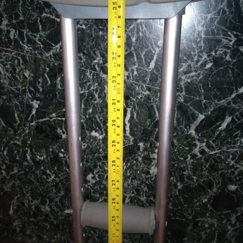 Aluminum children's crutches adjustable height like new