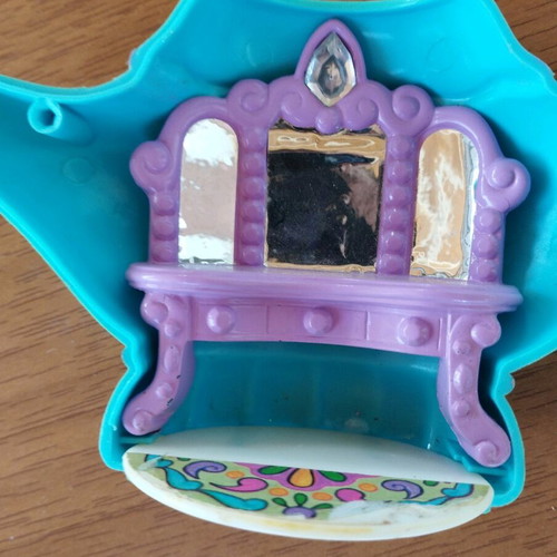 Polly Pocket Magic Lamp used