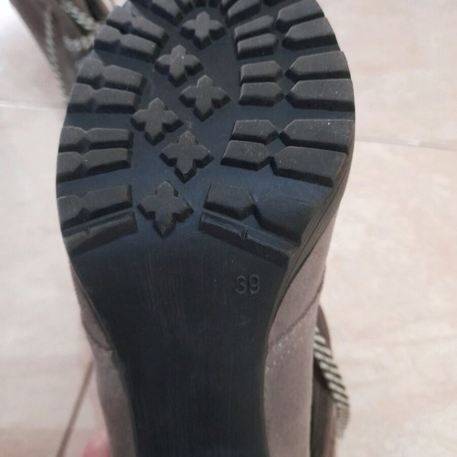 Tamaris ankle boots brown like new, size 39, lightly worn