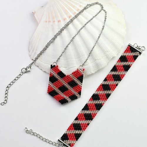Bracelet and necklace set custom made in black and red