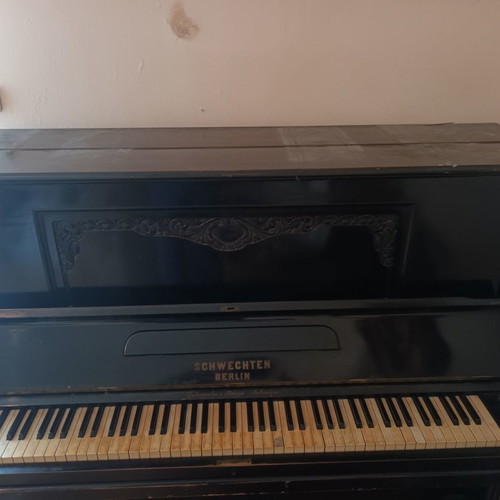 German Antique Piano Used