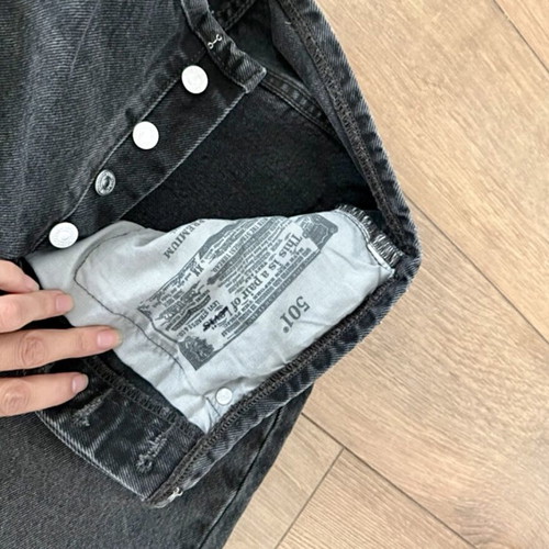 Levi’s jeans new with tags, size 26, grey-black